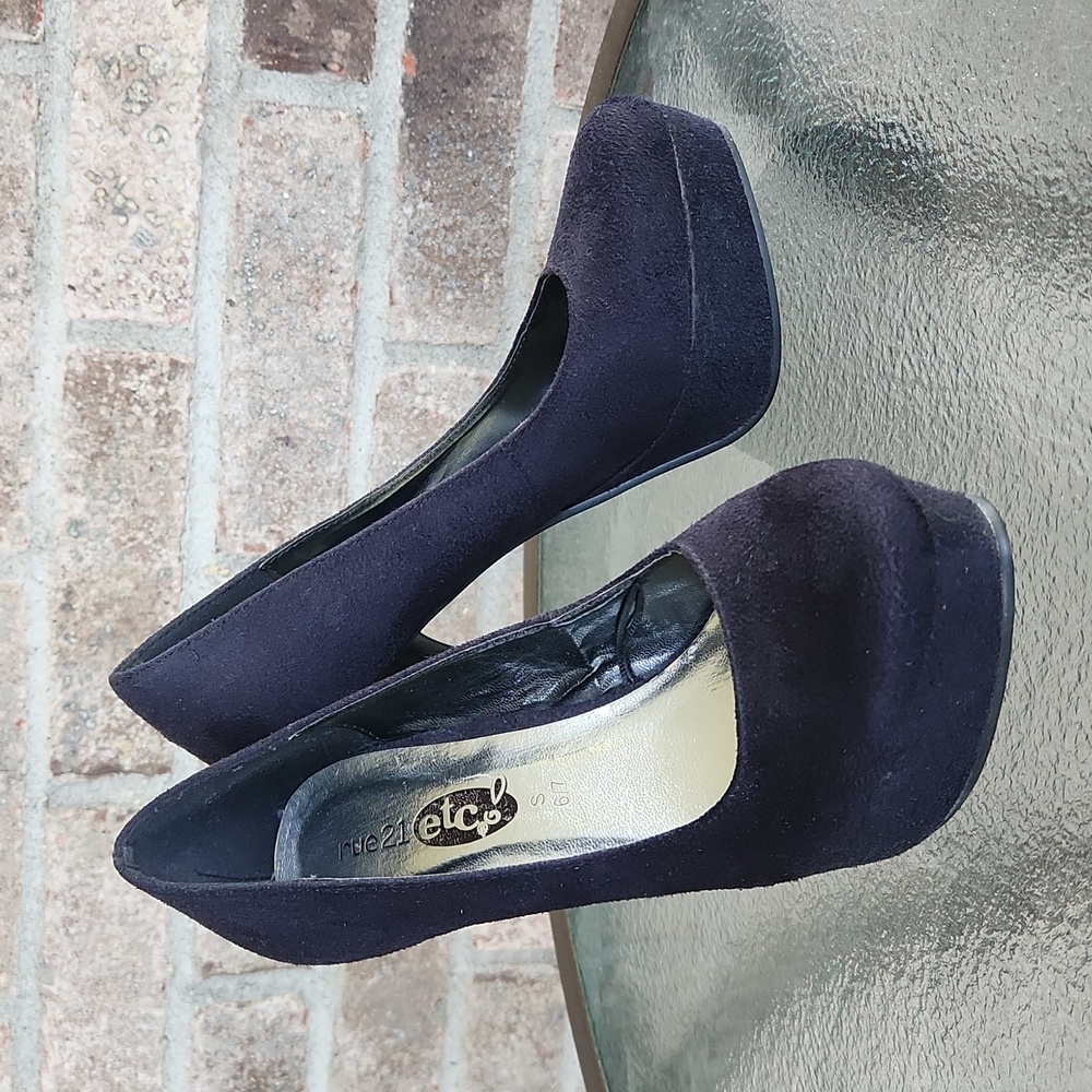 Black Faux Suede Platform Stilettos - Rue 21 - Size 6/7